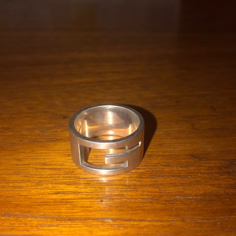 Men’s Gucci Ring - Picture 3 of 3